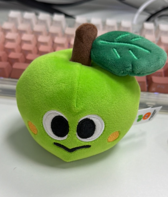 卡通青苹果毛绒公仔